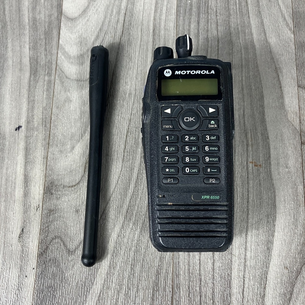 Motorola XPR 6550 VHF 450-512 MHz AAH55TDH9LA1AN